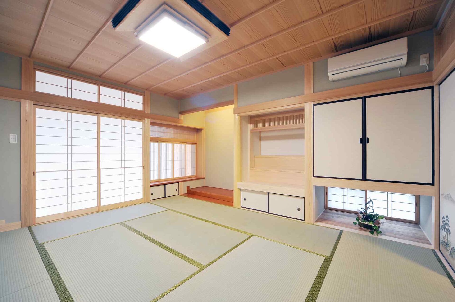 幅広く内装一式に対応
